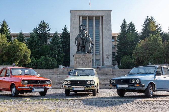 Private: RedPatrol Bucharest Contrasts Tour in a Vintage Car - Broscuțe Park and the Stalinist chapter