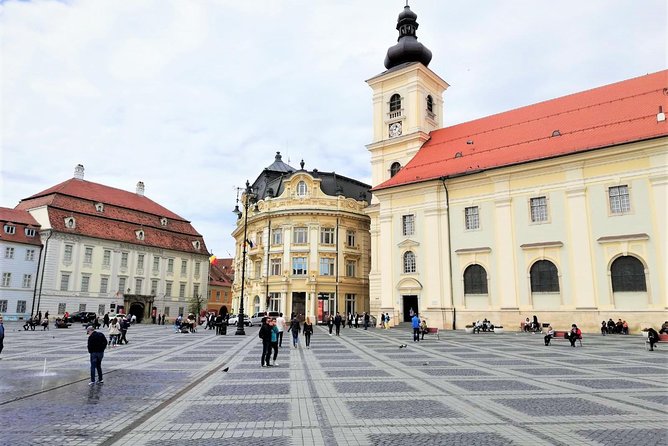 Private tour: Medieval cities of Transylvania, 2 Days from Bucharest - What the private vehicle changes