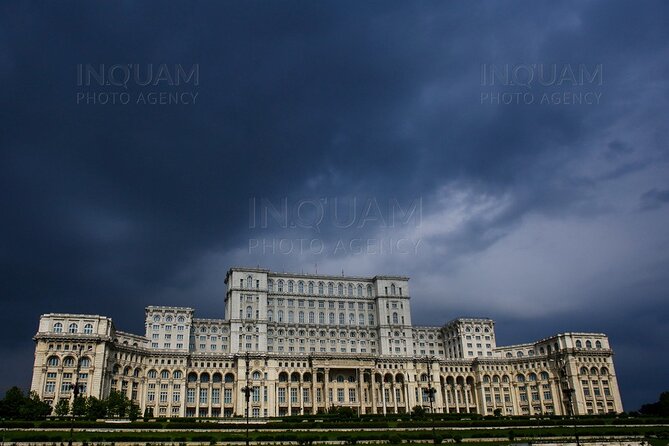 Private Tour: Story of Communism in Bucharest - Communist neighborhoods beyond the center