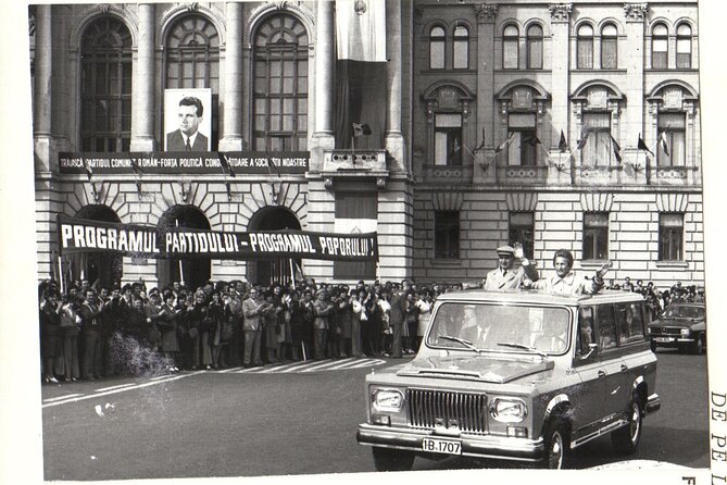 Private Tour -The Last Day of Nicolae Ceaușescu in a Romanian Car - How the private format changes the day