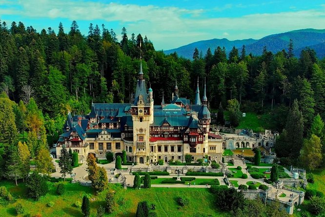 Private tour to Bran Dracula's Castle and Peleș Royal Castle - Bran Castle and the Dracula question
