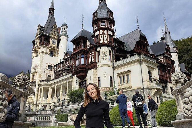 Private Tour to Dracula's Castle, Brașov City & Peleș Castle - Who should book this tour