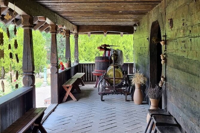 Private Wine Tasting in Cellar and the Winemaking process - Who will enjoy this day most