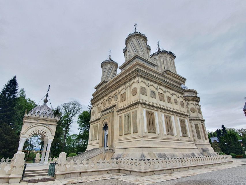 Real Dracula Princely Court and Real Dracula's Fortress - Târgoviște and the court of Wallachian princes