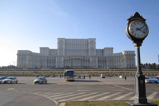 Relics of Communism: 3-Hours Walking Tour (Small groups) - What the small group changes
