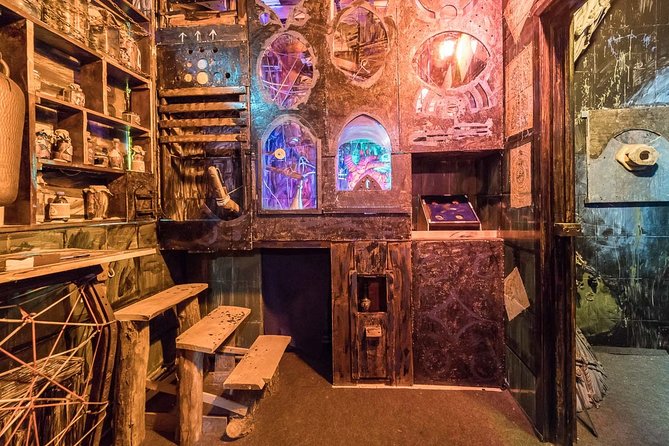 Save King's Landing - In search of Wildfire | Escape Room Brasov - Puzzles that test teamwork instead of trivia