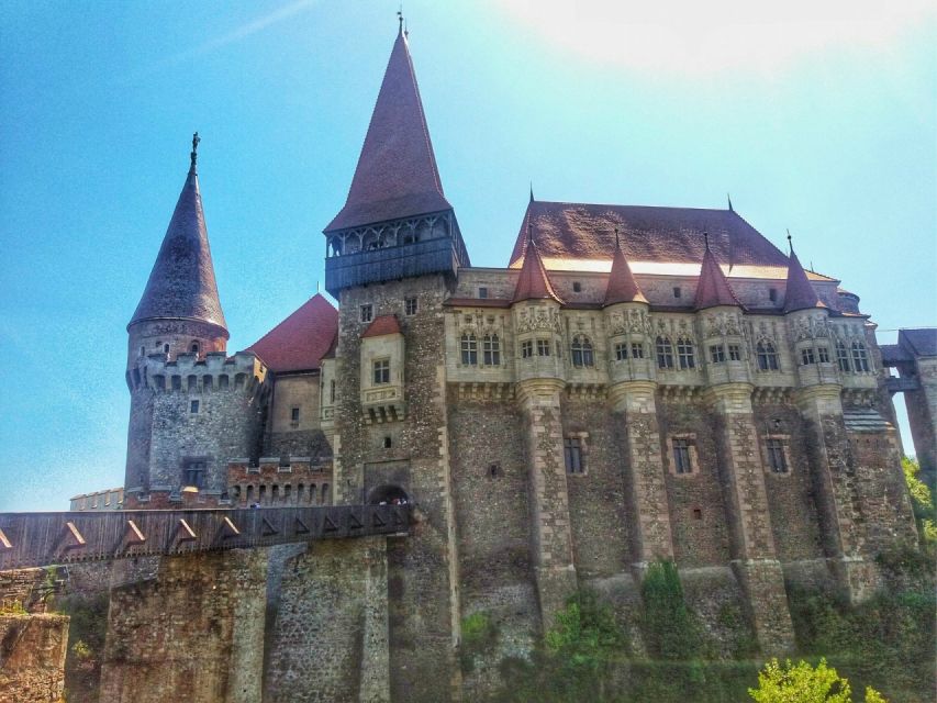 Sibiu: Alba Iulia and Corvin Castle Guided Tour - Key points to know before you book