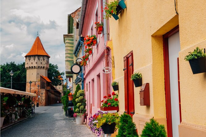 Sibiu Old Town Exploration Game and Self-Guided Tour - The Lutheran Evangelical Cathedral and Tower