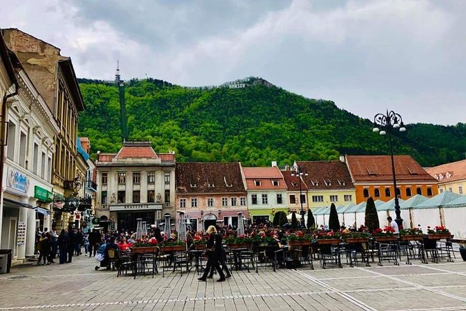 Sinaia and Brasov in one day - Peles Castle: royal style in the Carpathians