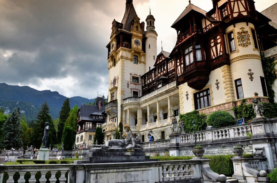 Sinaia: Peleș Castle Tour with An Expert Guide - Key points to know before you book