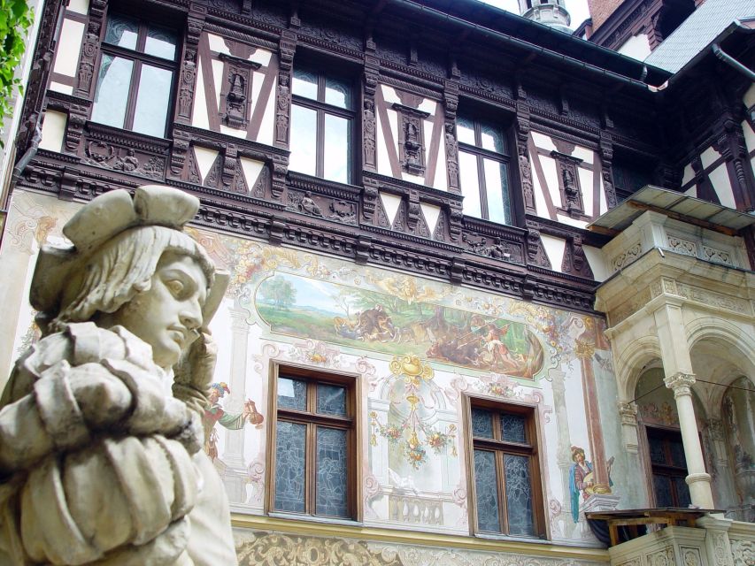 Sinaia: Peleș Castle Tour with An Expert Guide - Who will get the most from this one-hour tour