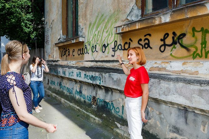 Taste Bucharest: A Food Lover's Tour of Markets & Neighbourhoods - Batiștei Church and Romanian Orthodox heritage