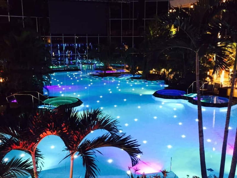Therme:Spa Day at the biggest oasis of Relaxation《Bucharest》 - Meeting your driver at The Grand Hotel