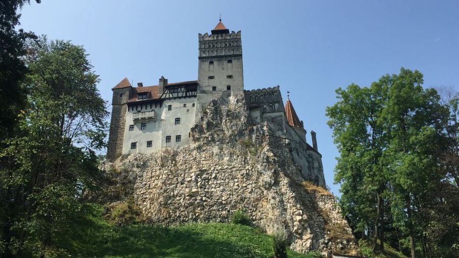 Three Castles in Transylvania Day Trip from Bucharest - Rasnov Fortress and the renovation question