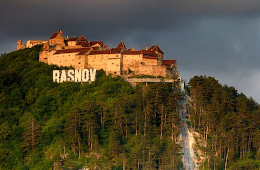 Three Castles in Transylvania Day Trip from Bucharest - How the private format changes the day