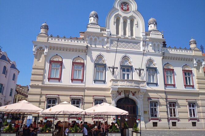 Timisoara Downtown Dream Tour - Piata Victoriei: Timisoara’s grandest opening scene