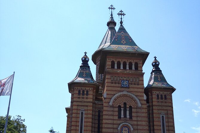 Timisoara Downtown Dream Tour - Piata Sfantu Gheorghe: a smaller square and a useful pause