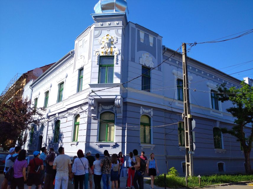 Timisoara Dream Tour in Elisabetin Neighborhood - Saint Mary Square and the 1989 Revolution