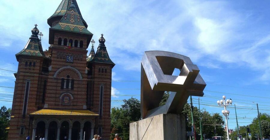 Timisoara: Grand Communism Tour - The resistance monuments of the 1950s and 1960s