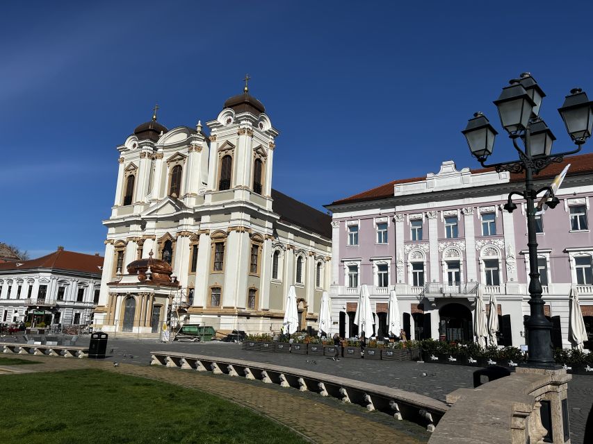 Timisoara: Guided Walking Tour - Understanding the 1989 Revolution in the places where it happened