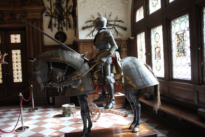 Tour of the 3 Castles: Bran, Rasnov and Peles in Spanish (native Spanish guide). - What Nacho adds to the day