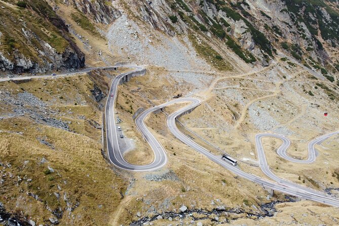 Transfagarasan amazing road trip from Brasov - Weather, season, and road access