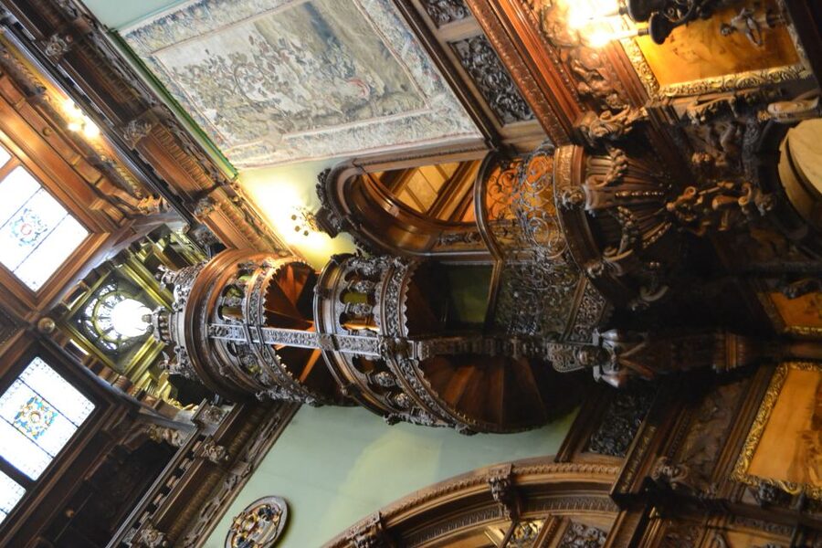 Transylvania: Cultural Full-Day Trip by Minivan - Who should book this Transylvania day trip?