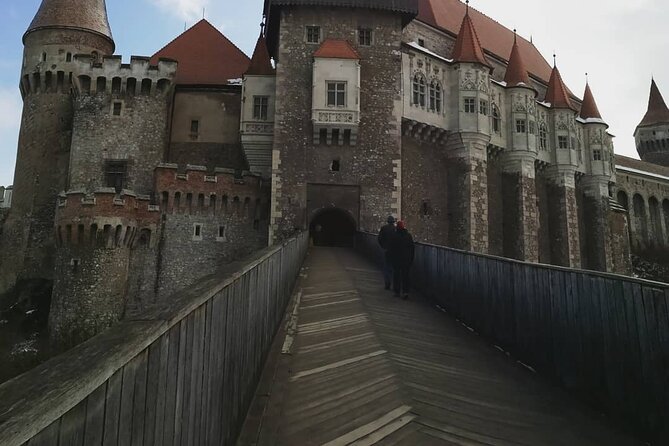 Transylvania Region In-Depth (5 Days Private Tour from Bucharest) - What the guide adds to the experience