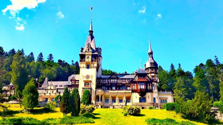 Transylvania Tour: Dracula's Castle, Peles Palace & Brasov - What the guides add to the day