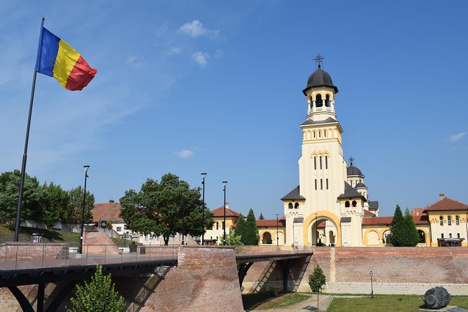 Turda Salt Mine and Hunedoara Corvin Castle from Cluj - A small group changes the day