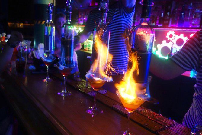 VIP Party in Bucharest - The Ultimate Nightlife Experience - The first three hours: from warm-up to full club energy