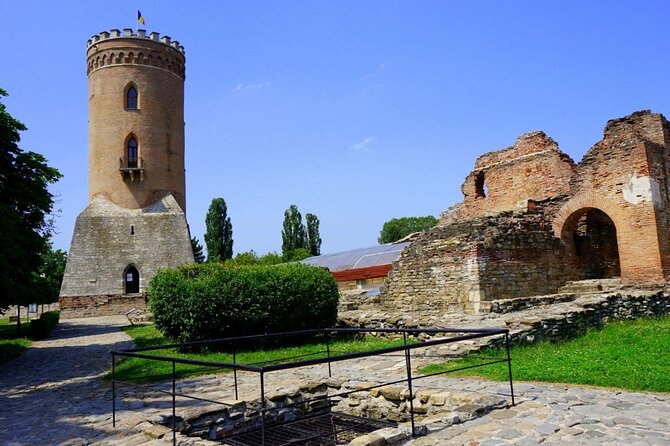 Vlad the Impaler Royal Court from Târgoviște, Peleș Castle and Dracula grave - Lunch is your one notable extra cost