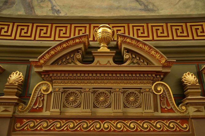 Walking tour of Bucharest - Group size, pace, and practical comfort