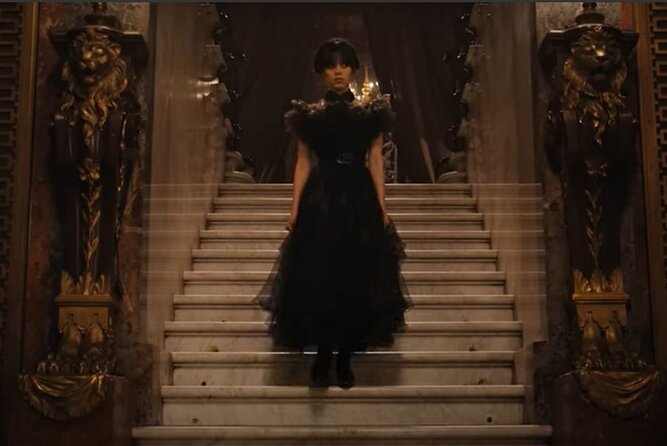 Wednesday Adams Family - Visit 6 filming locations, Private tour - Gradina Icoanei and Nevermore’s interior scenes