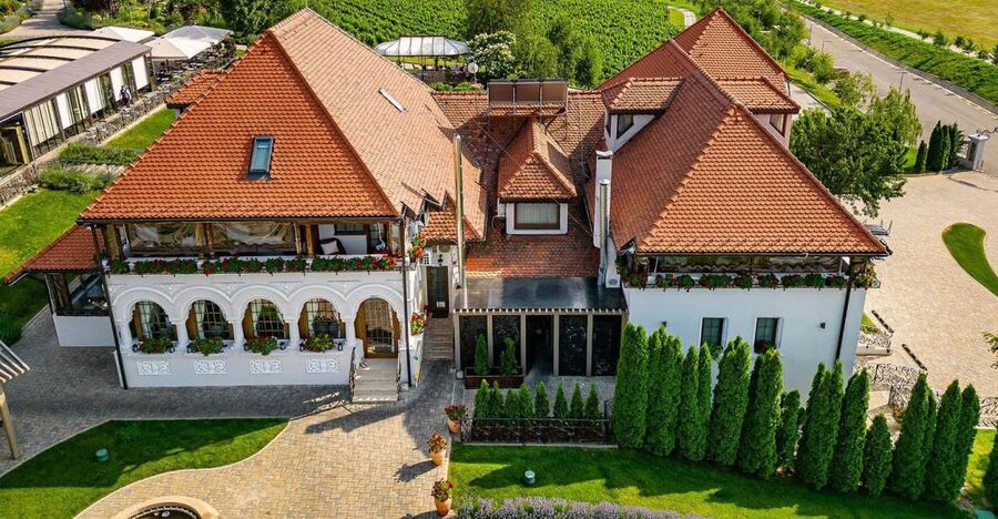 Winery touring & private wine tasting - one day private tour - Following Romania’s old wine road from Bucharest